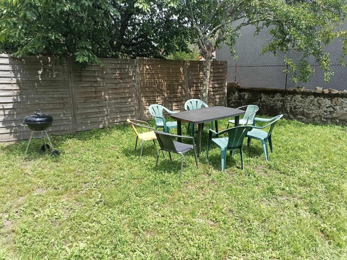 Cap Nature - T3 Et T4 En Perigord Vert - Ideal Pros Et Groupes Max 18P Champniers-et-Reilhac Exterior foto